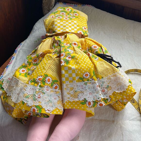 Vintage handmade cloth doll primitive embroidered 18”/19”. - Picture 5 of 7